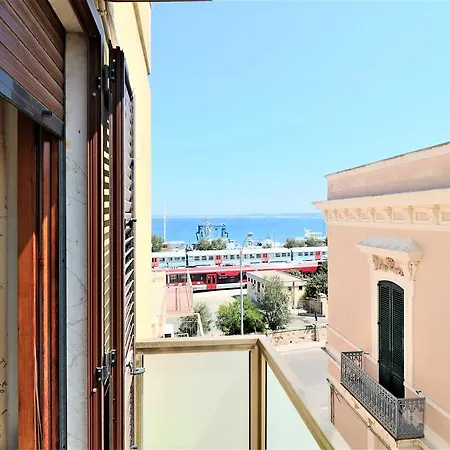 Casa Vacanza Vista Mare 加利波利