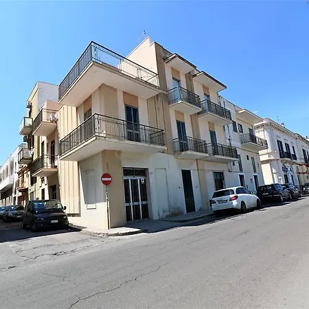 Casa Vacanza Vista Mare 加利波利