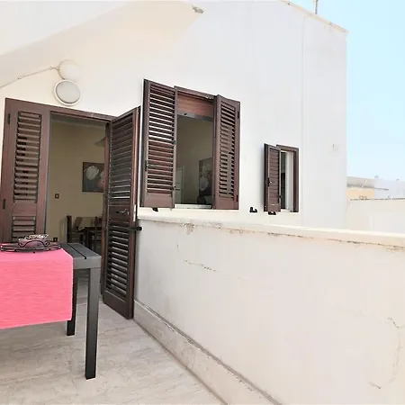 Casa Vacanza Vista Mare 度假居 *